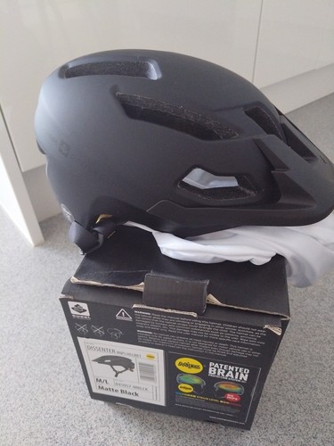 Mountain bike helmet - mountain,