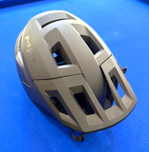 Met shelter cycling helmet - met,
